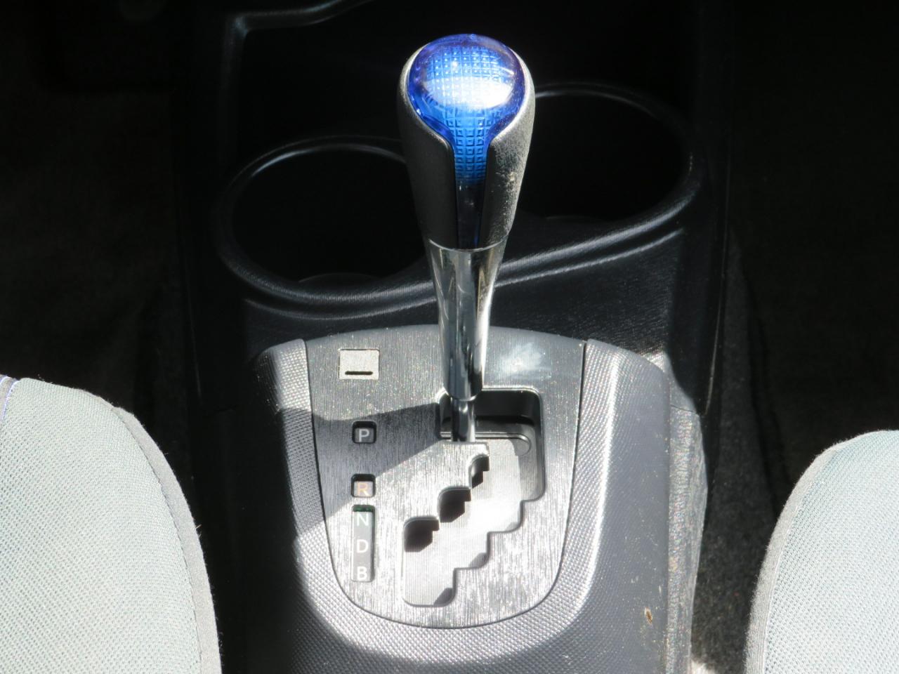 Toyota Prius c Two 2015