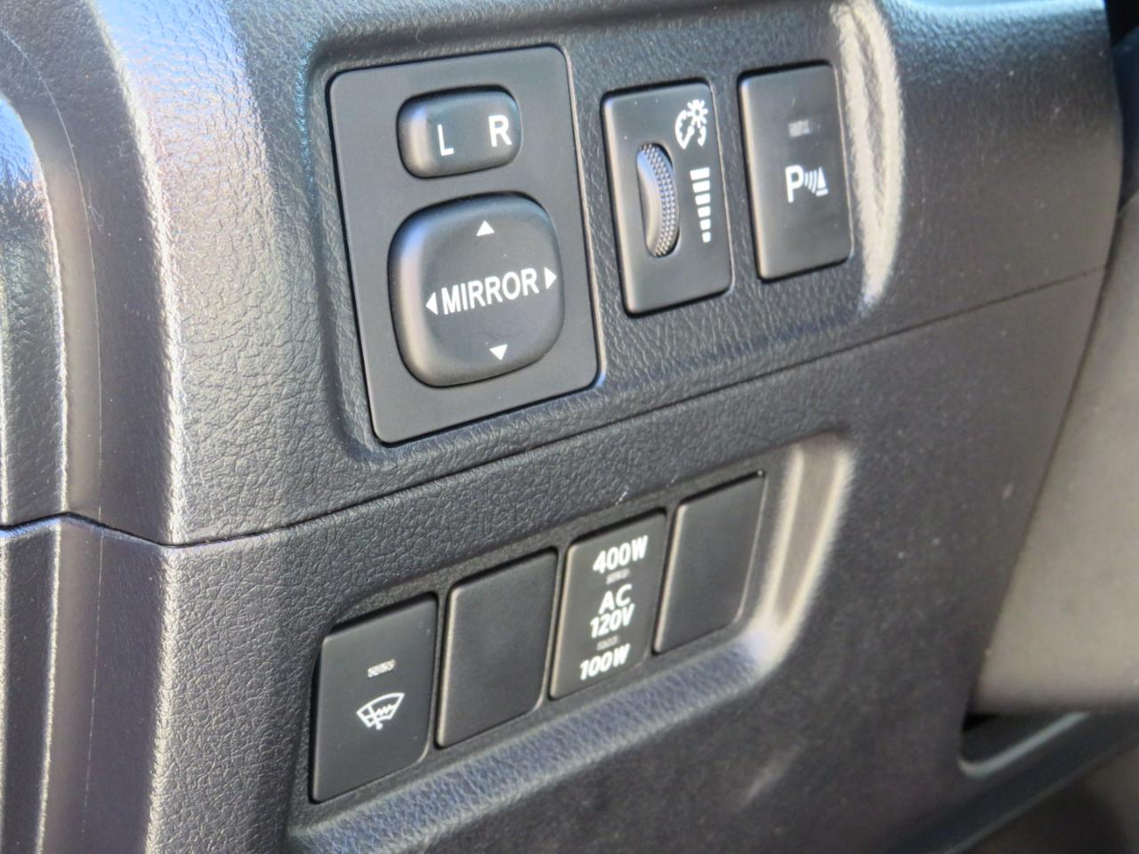 Toyota 4Runner Limited 4WD 2016