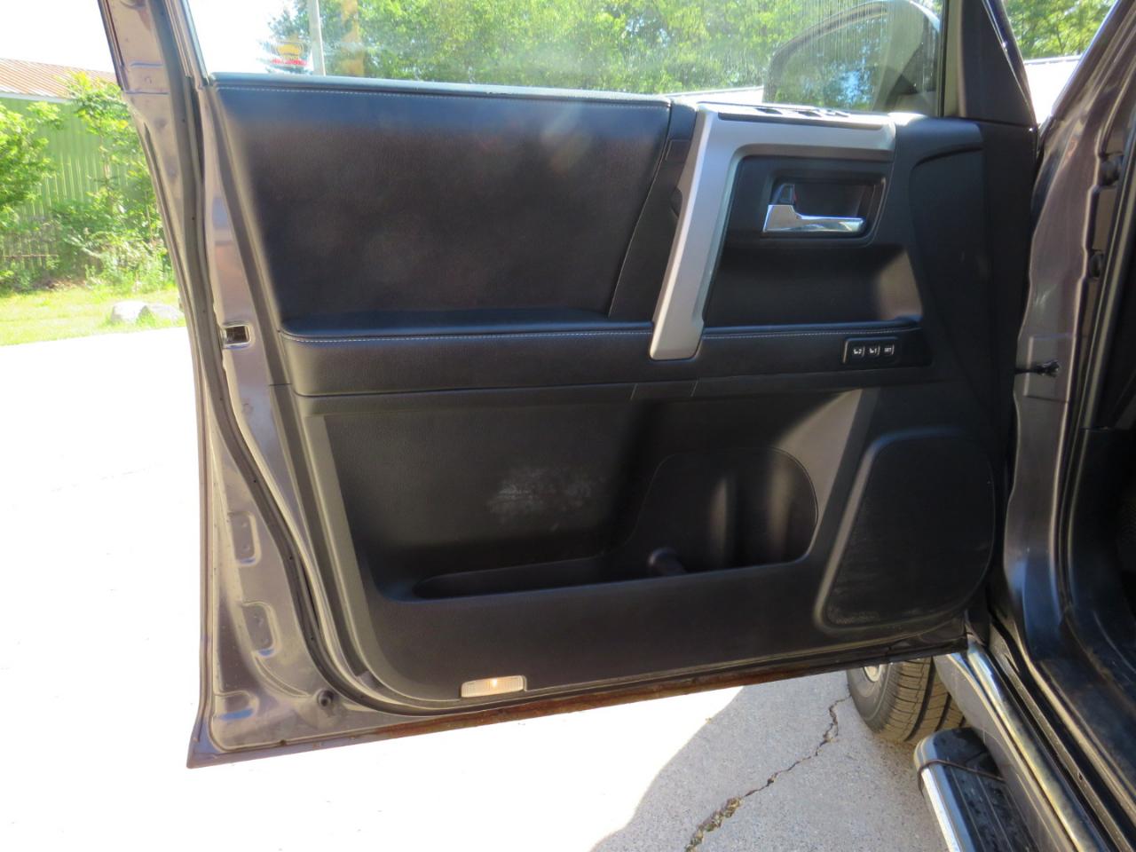 Toyota 4Runner Limited 4WD 2016