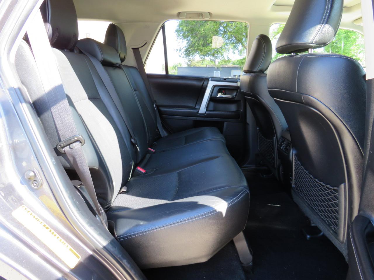 Toyota 4Runner Limited 4WD 2016