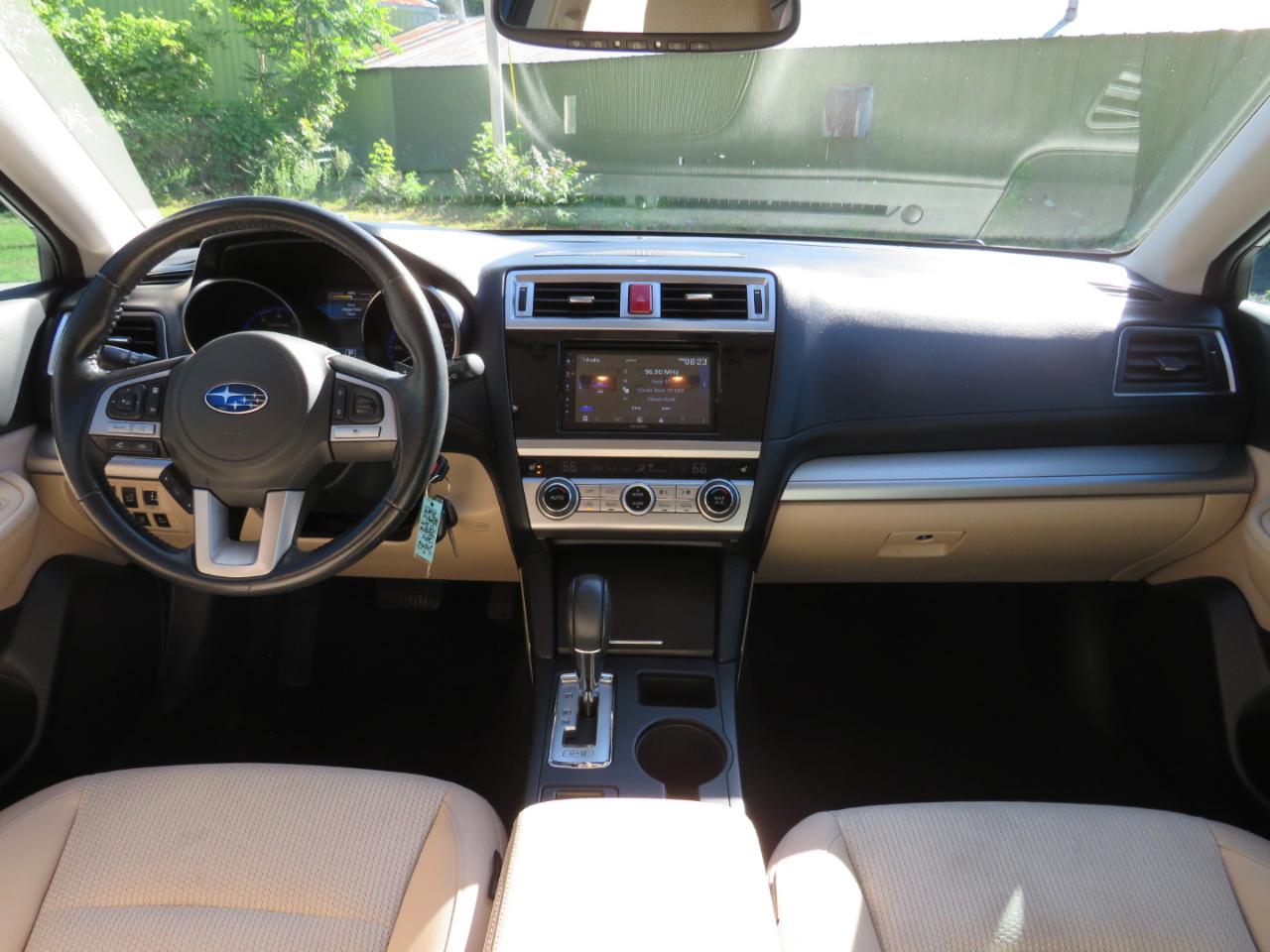 Subaru Outback 2.5i Premium 2015