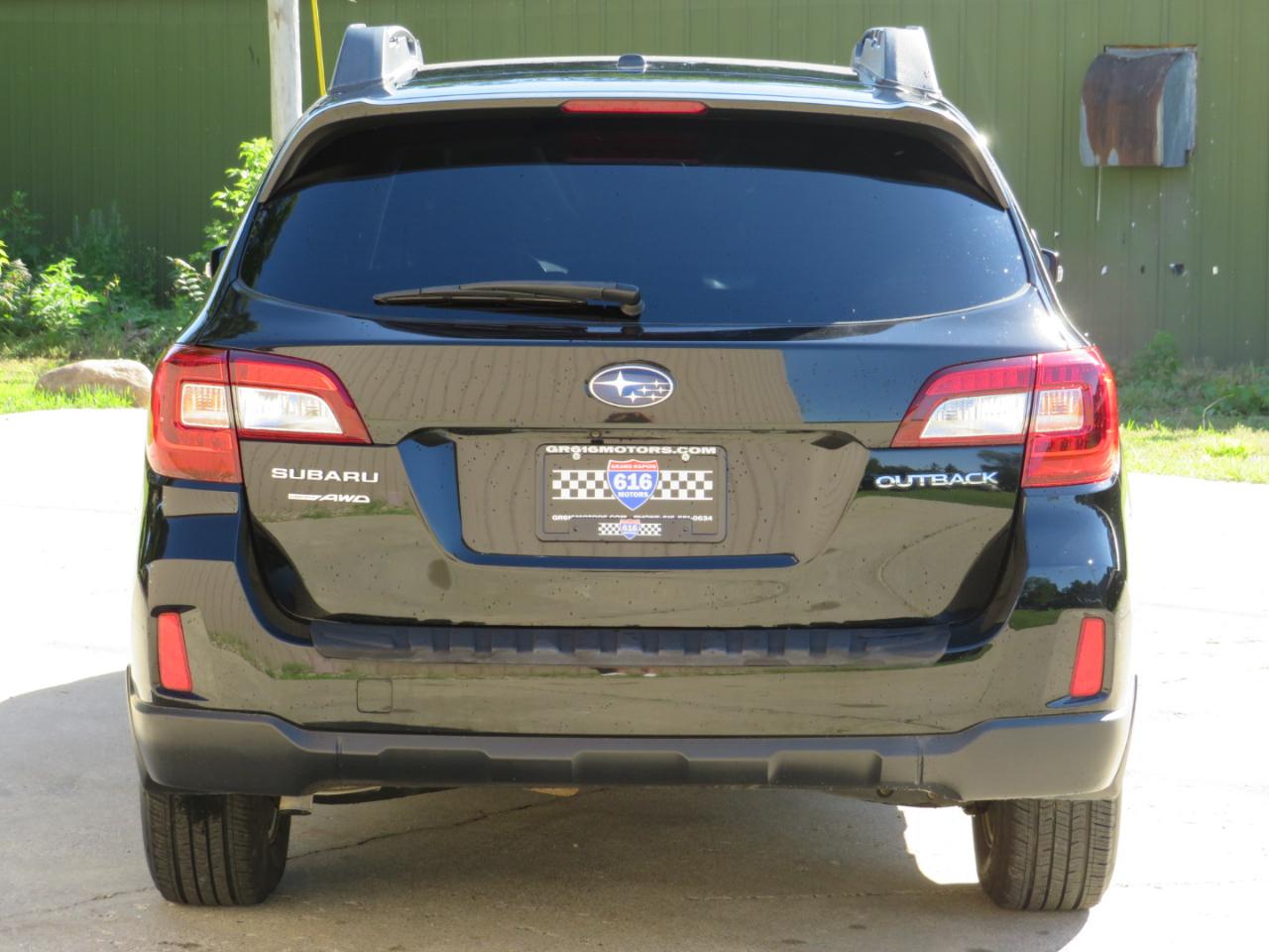 Subaru Outback 2.5i Premium 2015