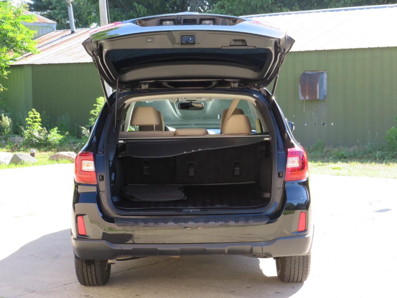 Subaru Outback 2.5i Premium 2015