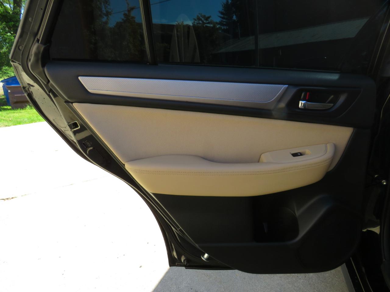 Subaru Outback 2.5i Premium 2015