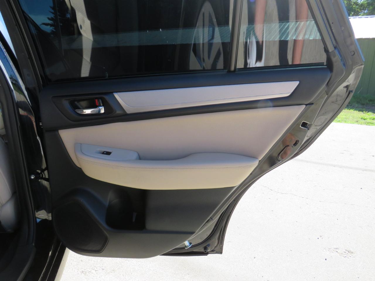 Subaru Outback 2.5i Premium 2015