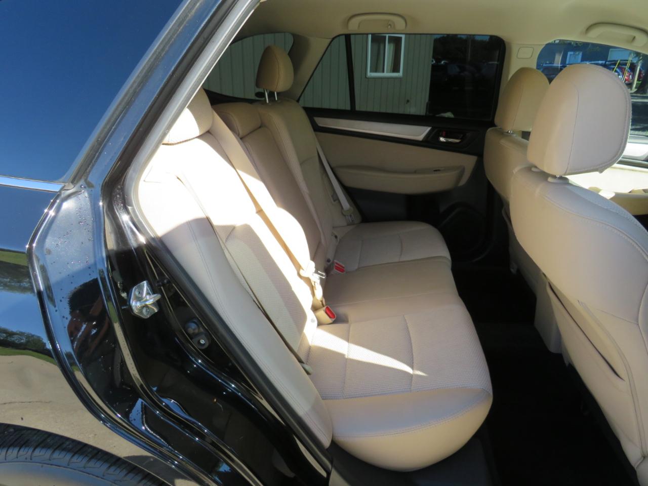 Subaru Outback 2.5i Premium 2015