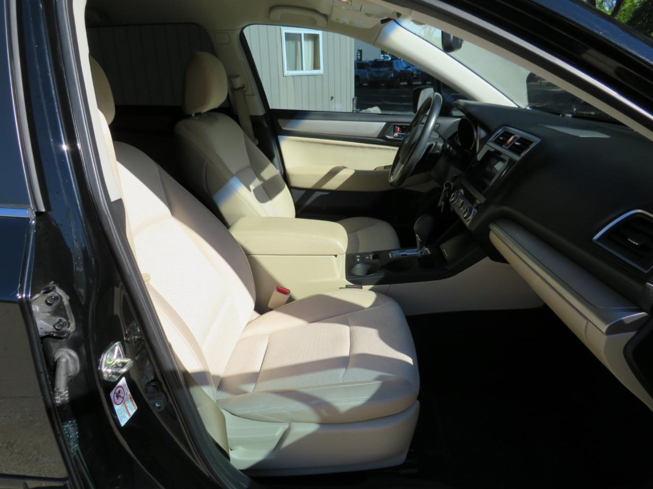 Subaru Outback 2.5i Premium 2015