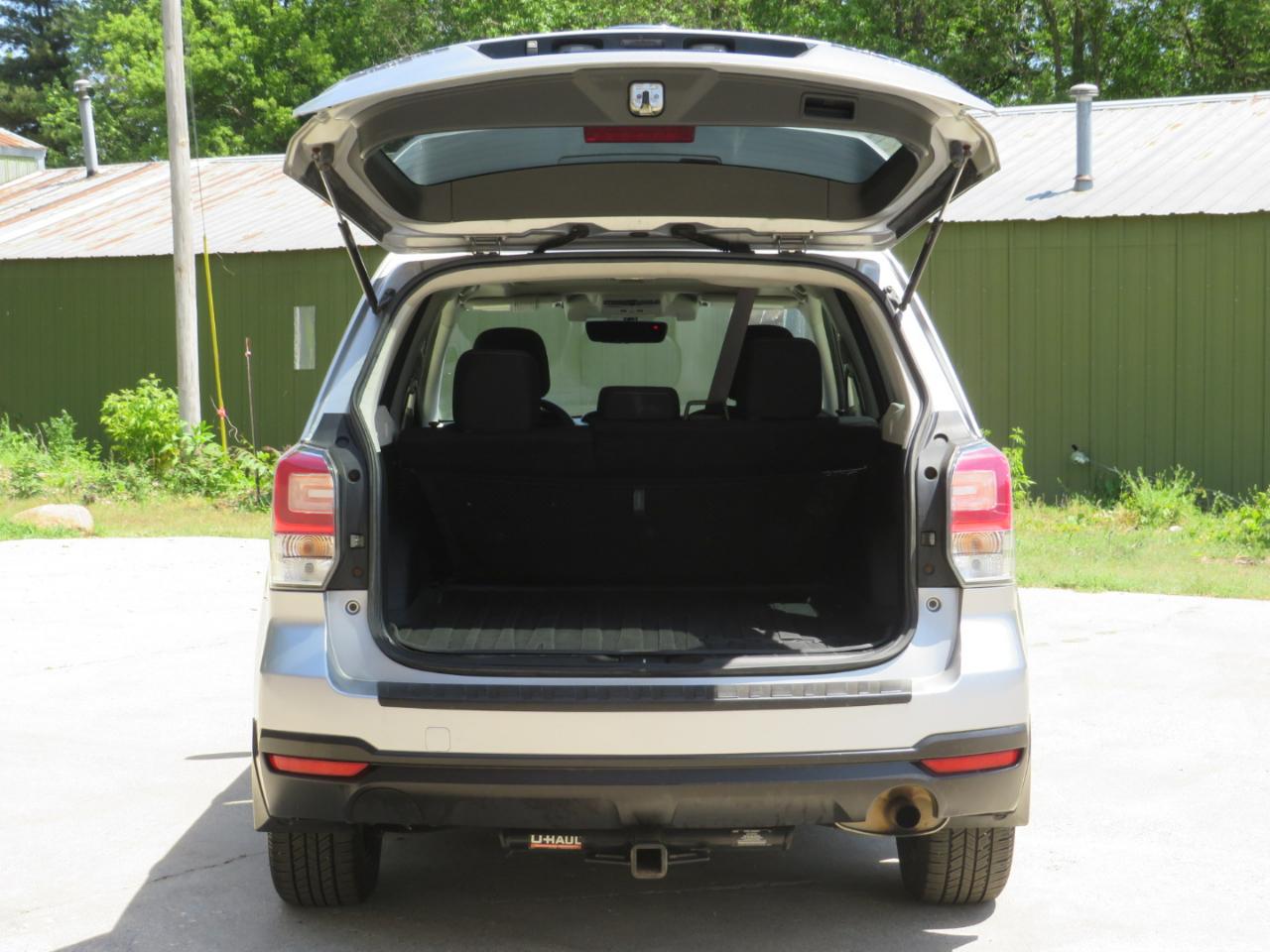 Subaru Forester 2.5i Premium PZEV CVT 2017