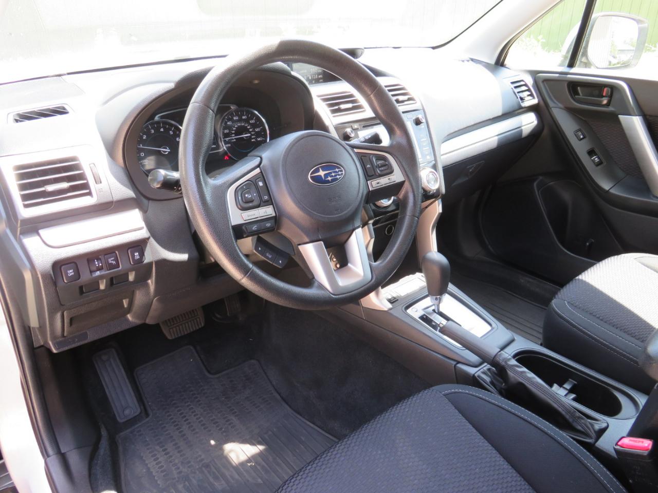 Subaru Forester 2.5i Premium PZEV CVT 2017