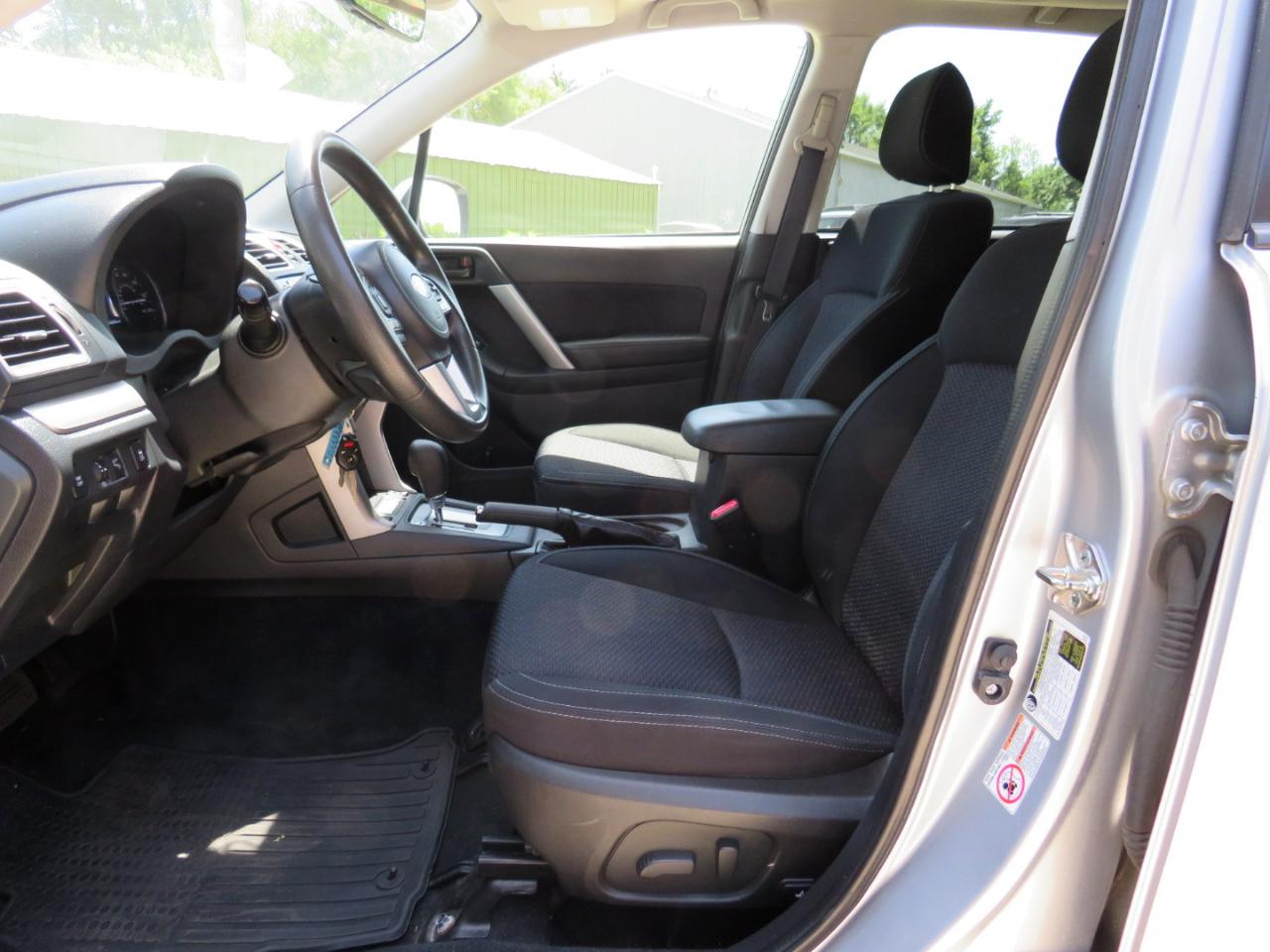 Subaru Forester 2.5i Premium PZEV CVT 2017