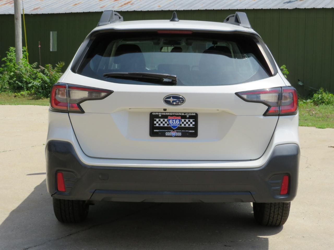 Subaru Outback Base 2020