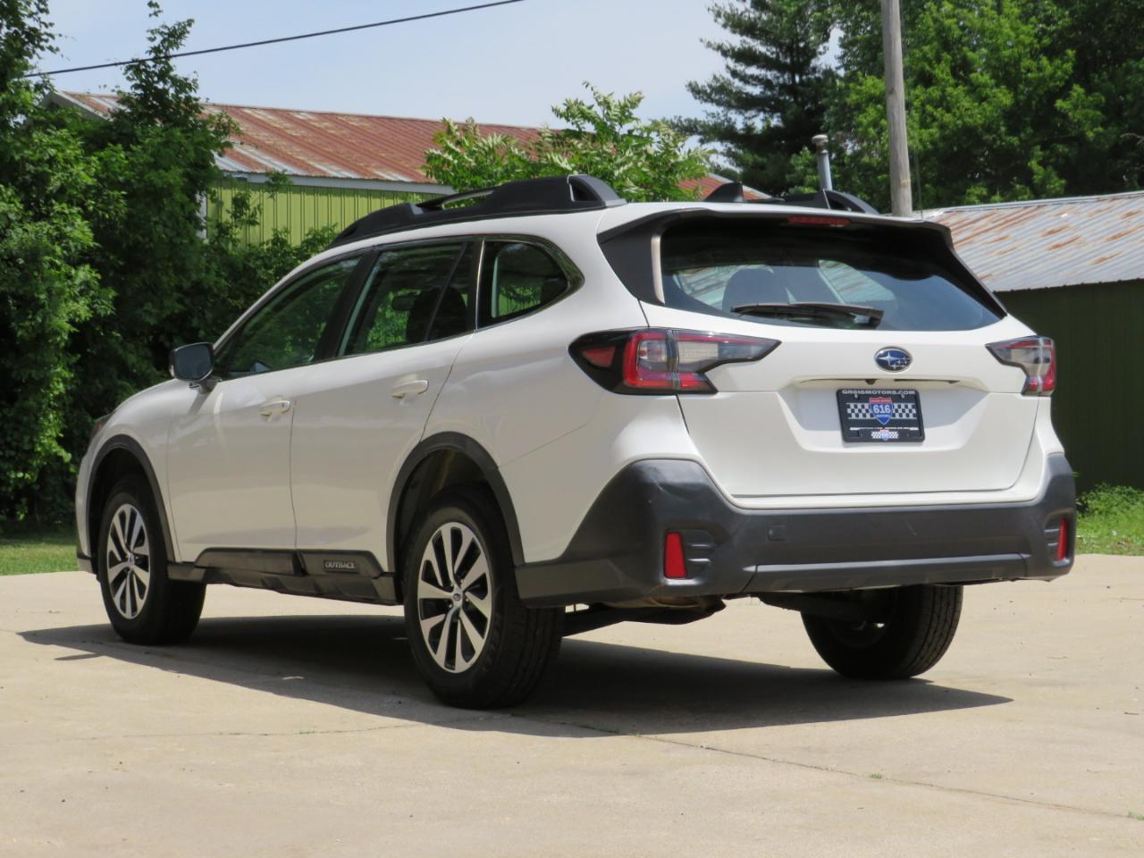 Subaru Outback Base 2020