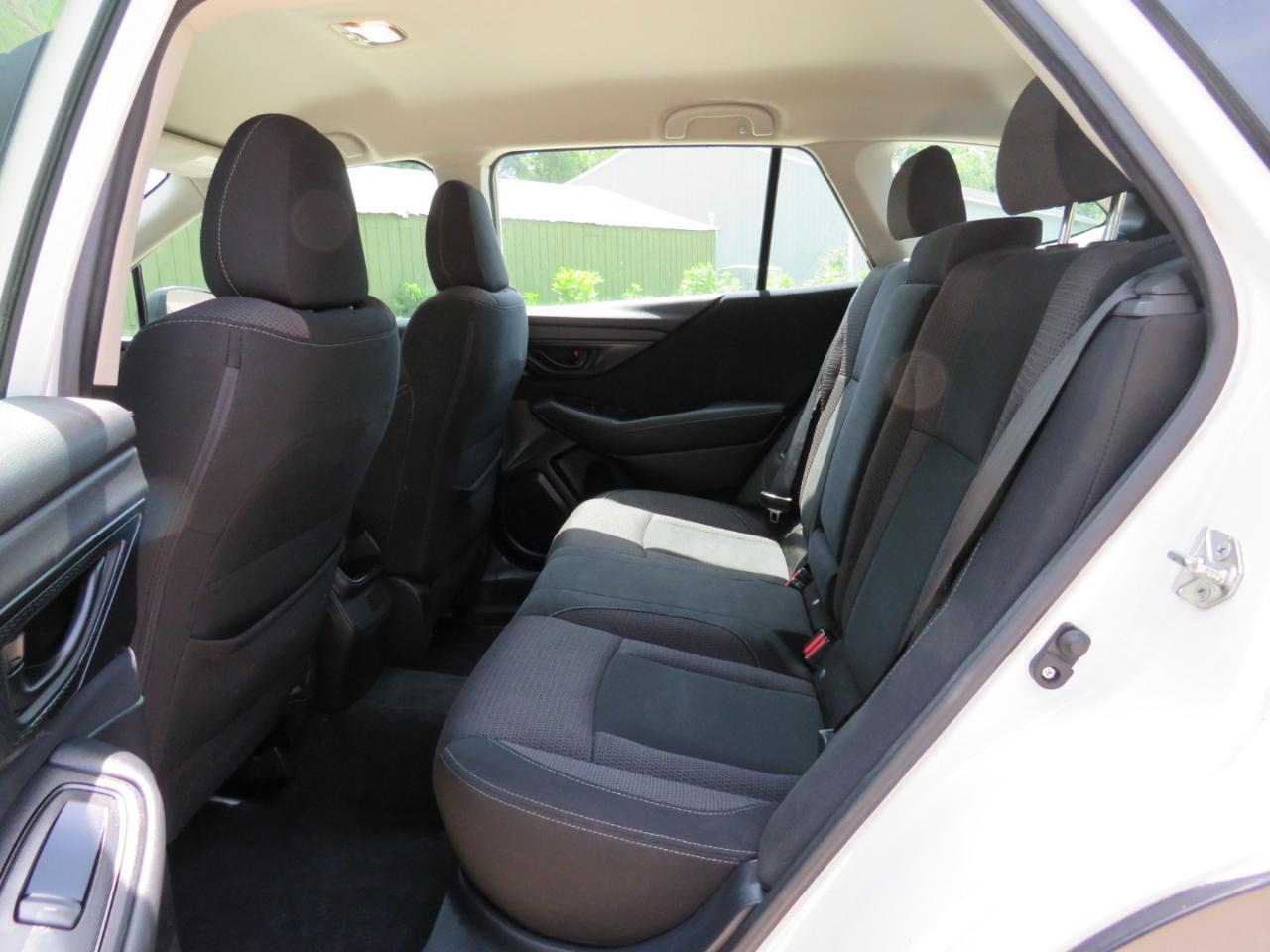 Subaru Outback Base 2020