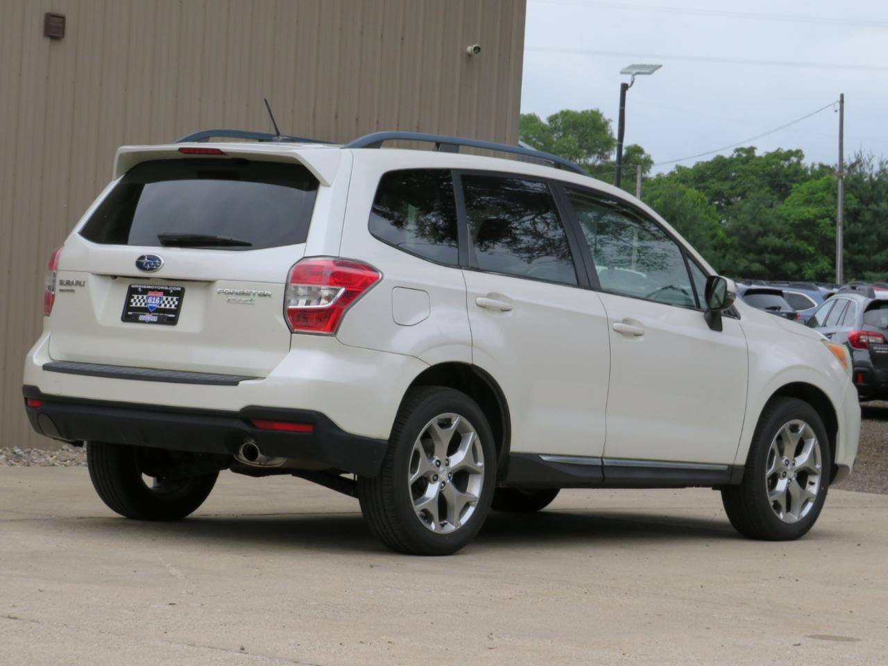 Subaru Forester 2.5i Touring 2015