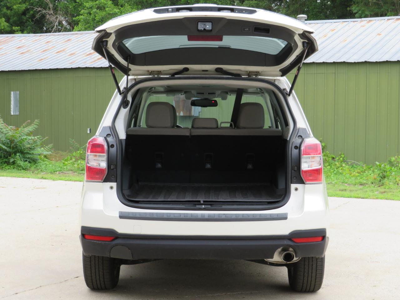 Subaru Forester 2.5i Touring 2015
