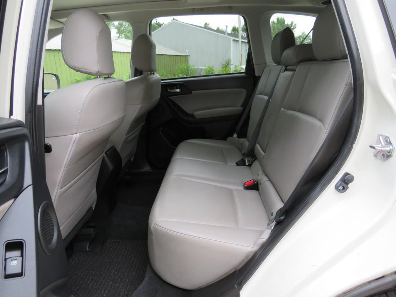 Subaru Forester 2.5i Touring 2015
