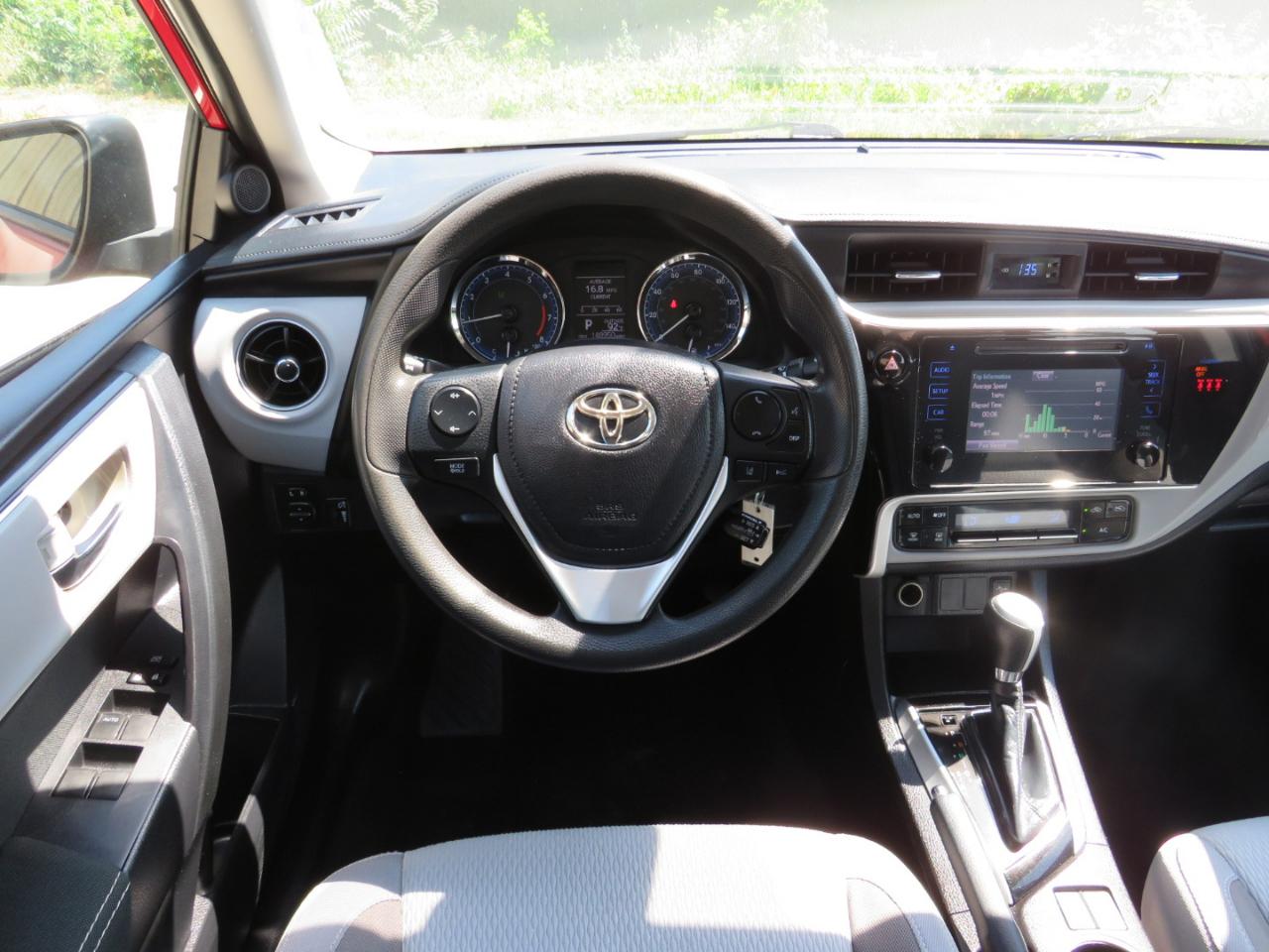 Toyota Corolla L CVT 2018