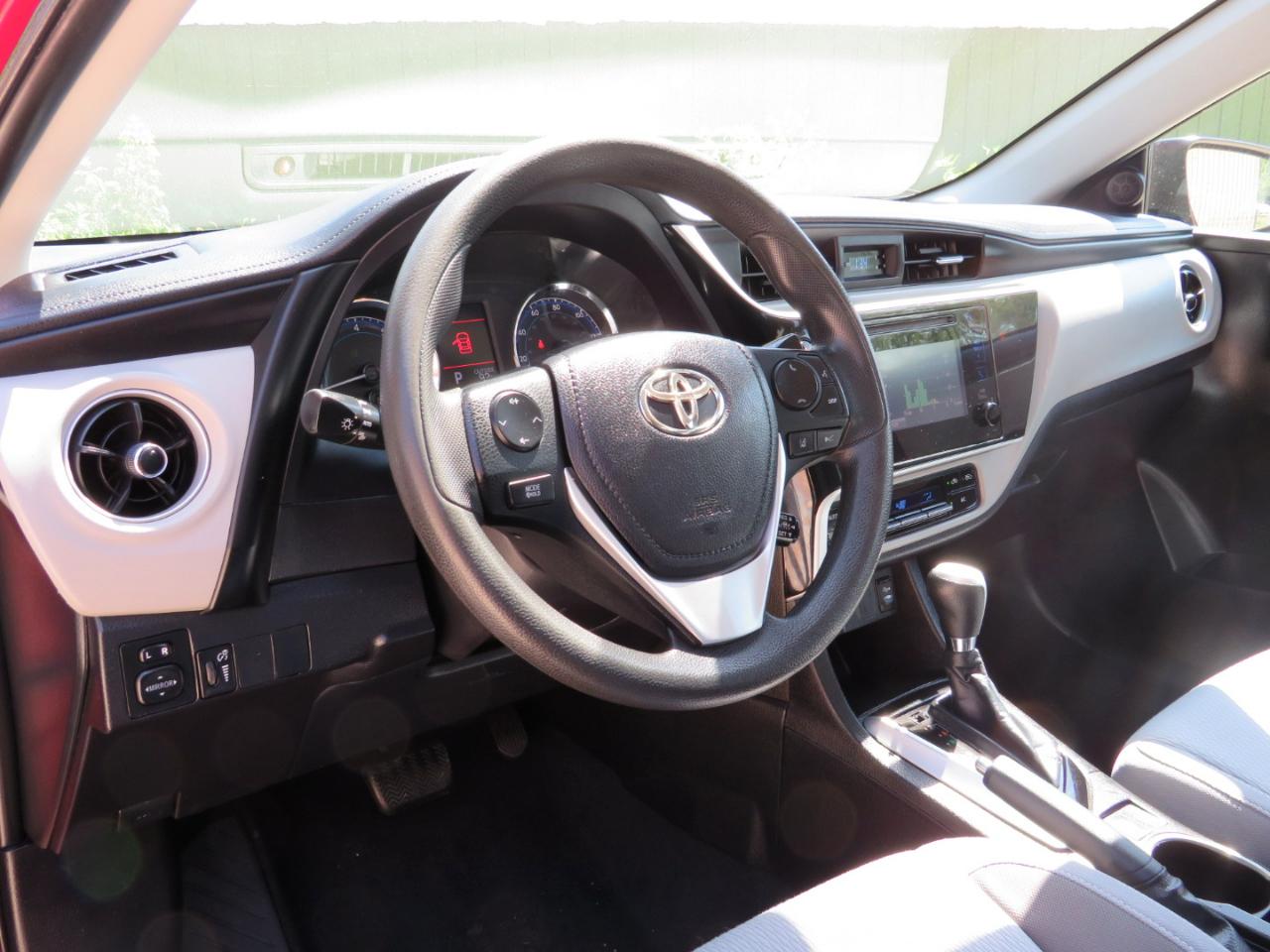 Toyota Corolla L CVT 2018
