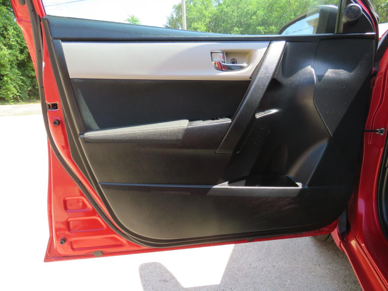 Toyota Corolla L CVT 2018