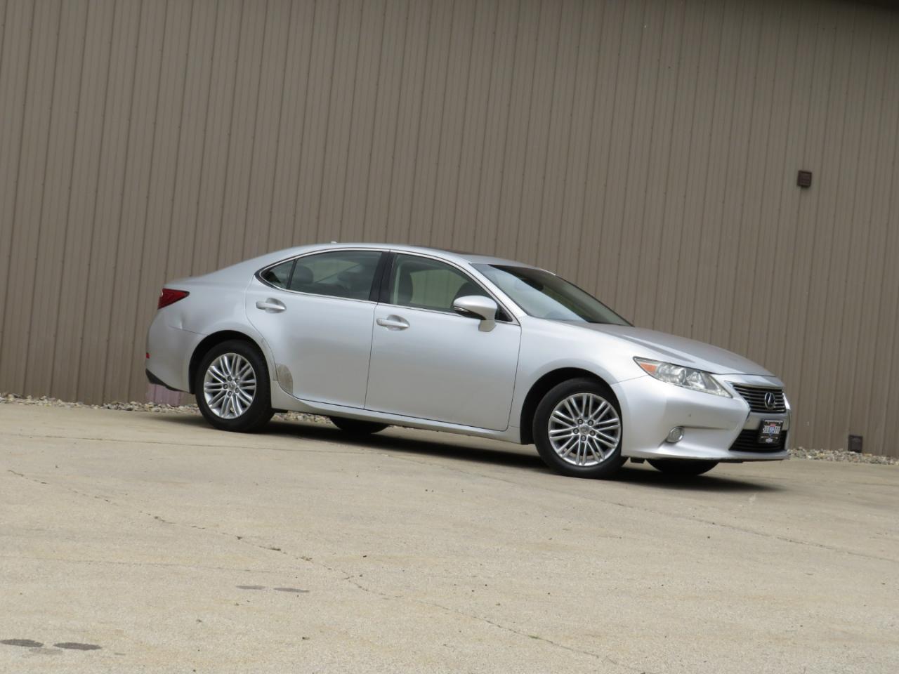 Lexus ES 350 Sedan 2013