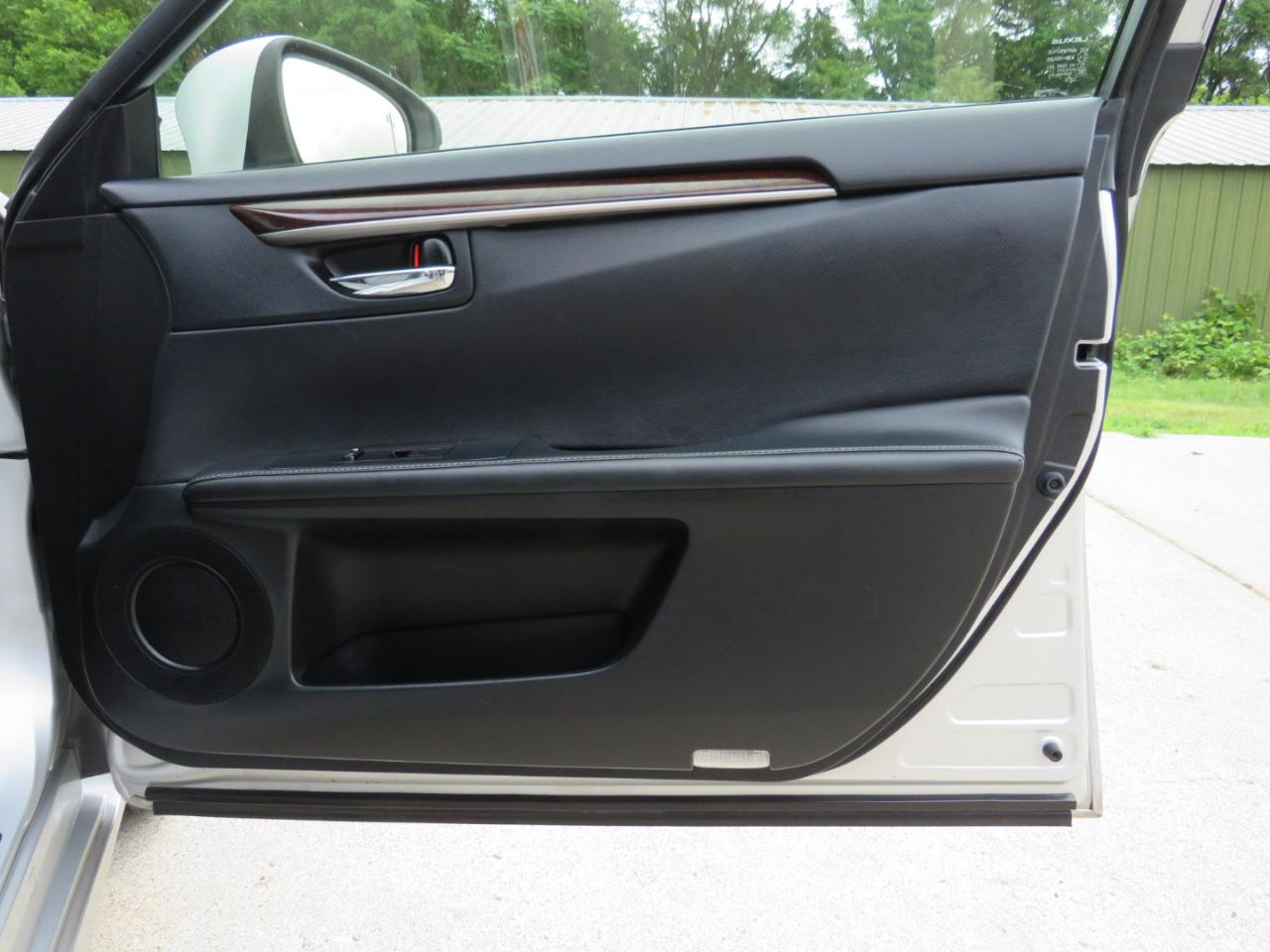 Lexus ES 350 Sedan 2013