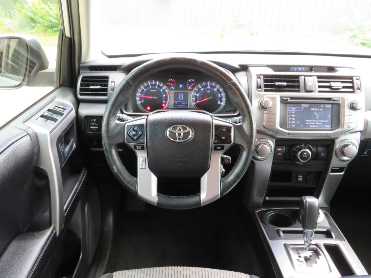 Toyota 4Runner SR5 4WD 2016