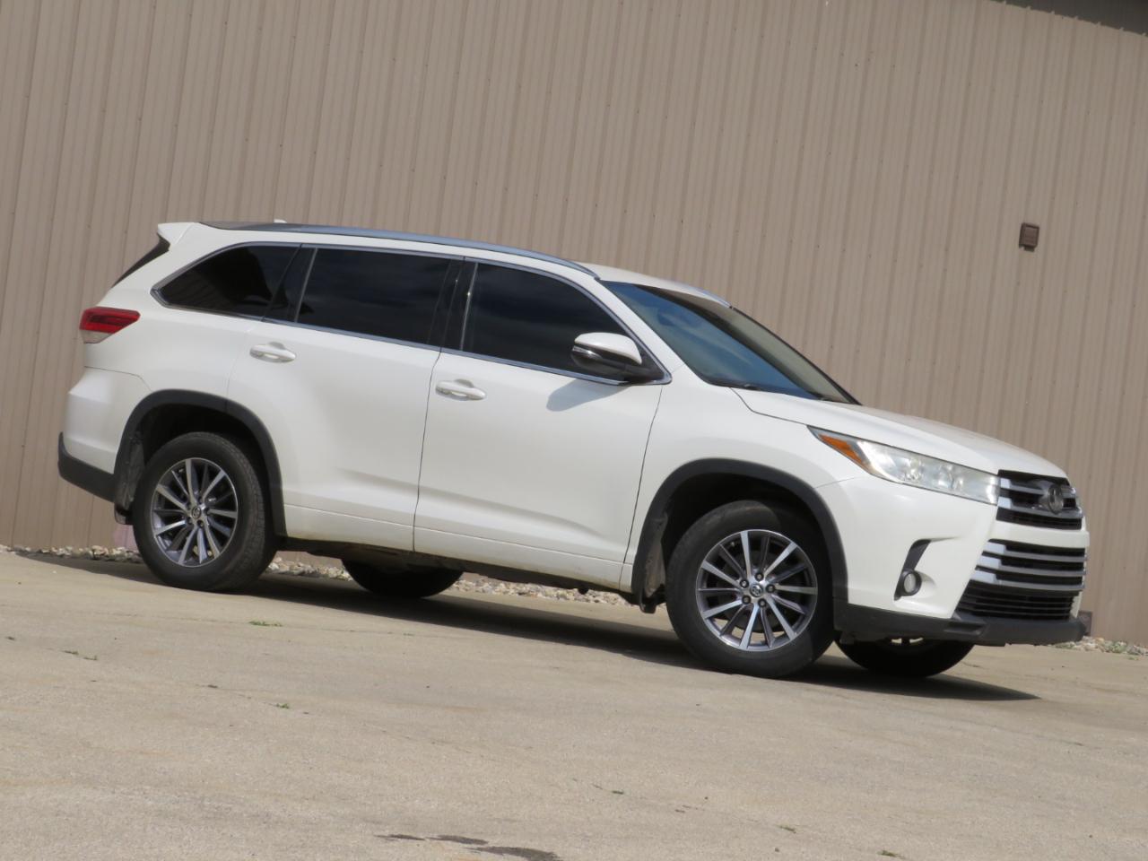 Toyota Highlander XLE AWD V6 2018