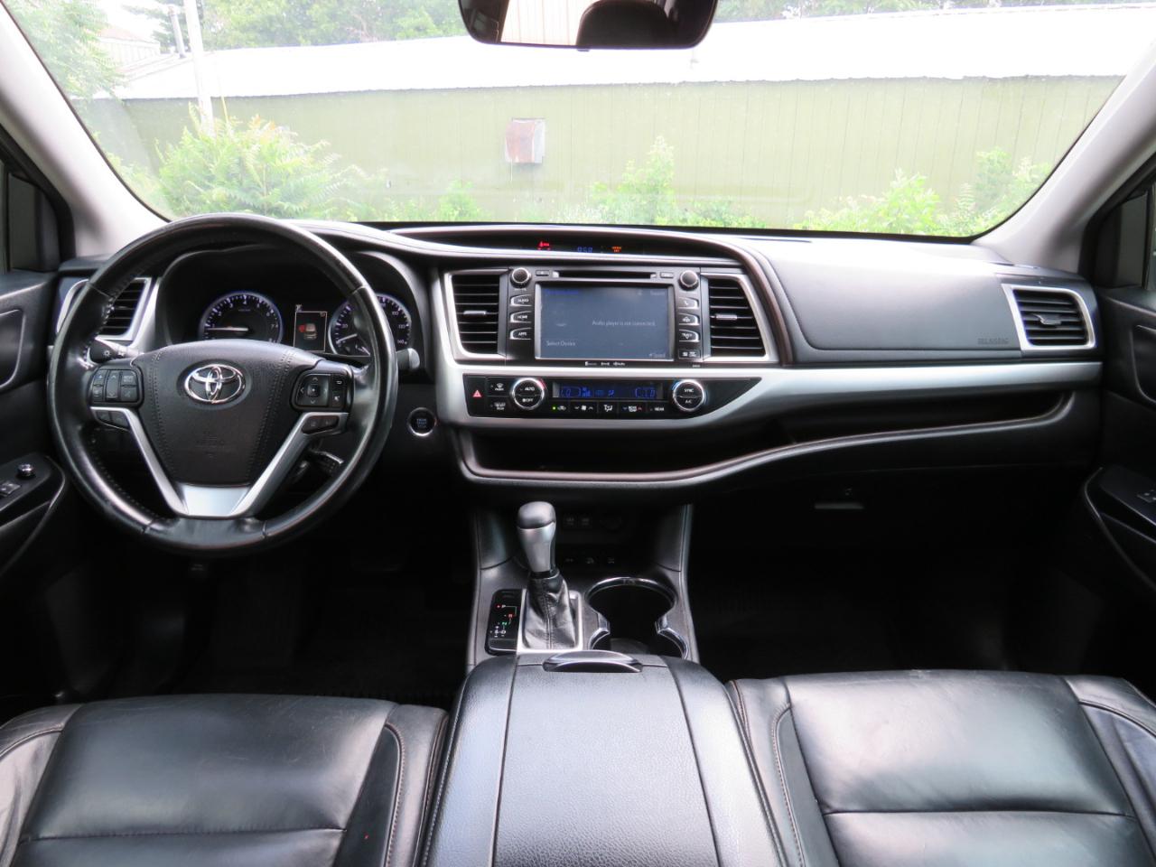Toyota Highlander XLE AWD V6 2018