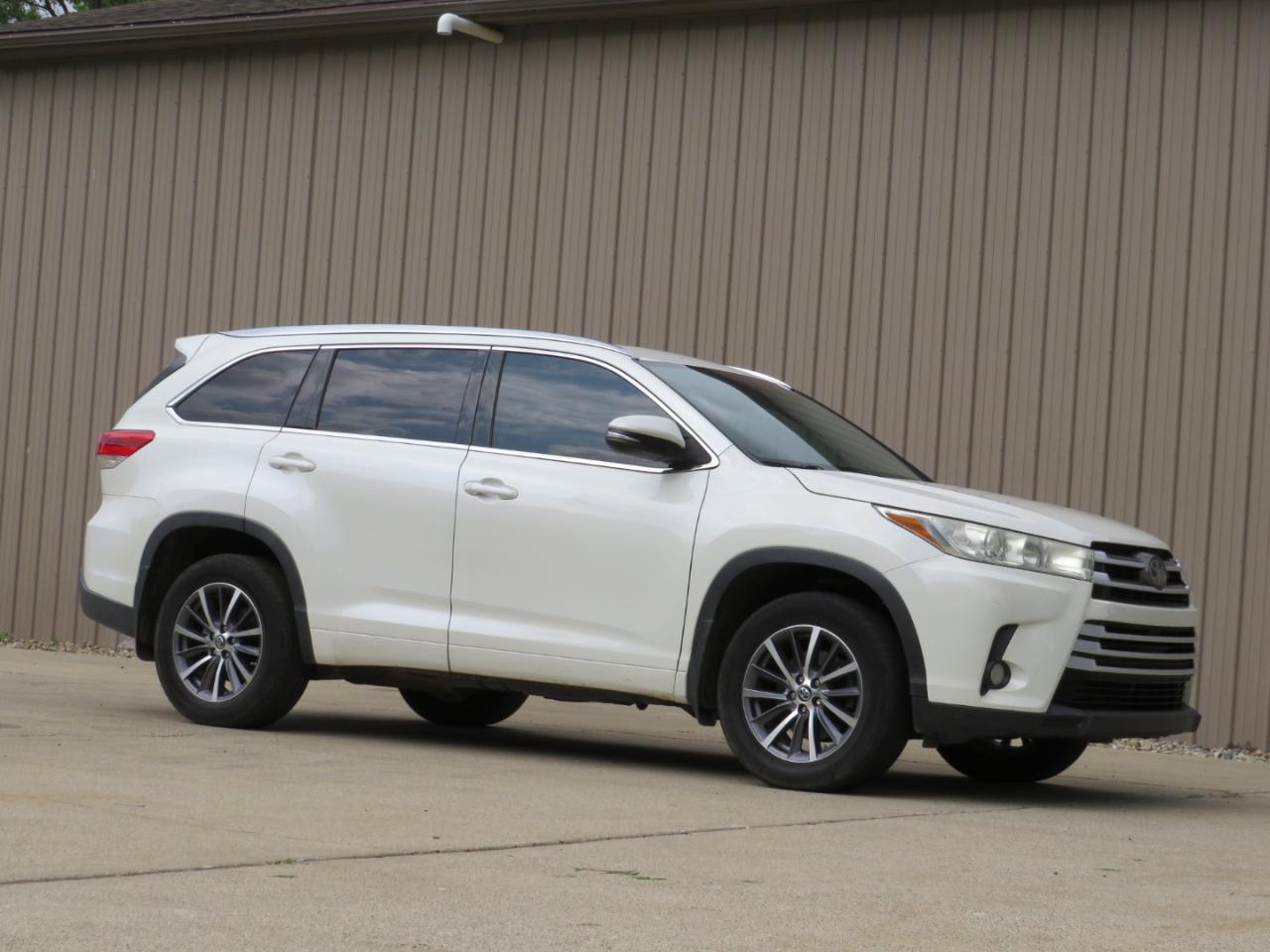 Toyota Highlander XLE AWD V6 2018