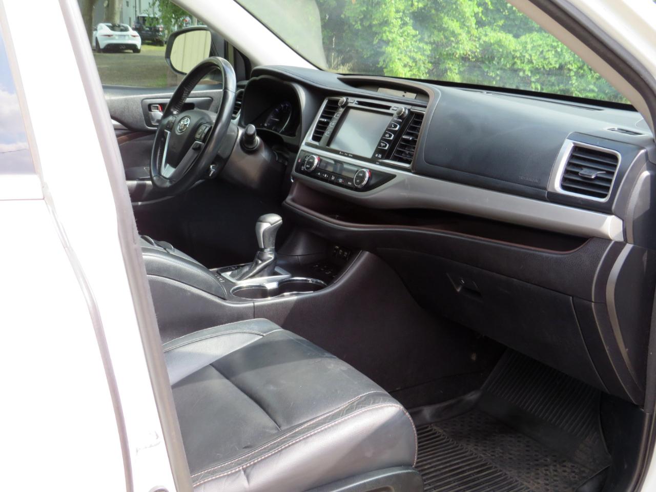 Toyota Highlander XLE AWD V6 2018