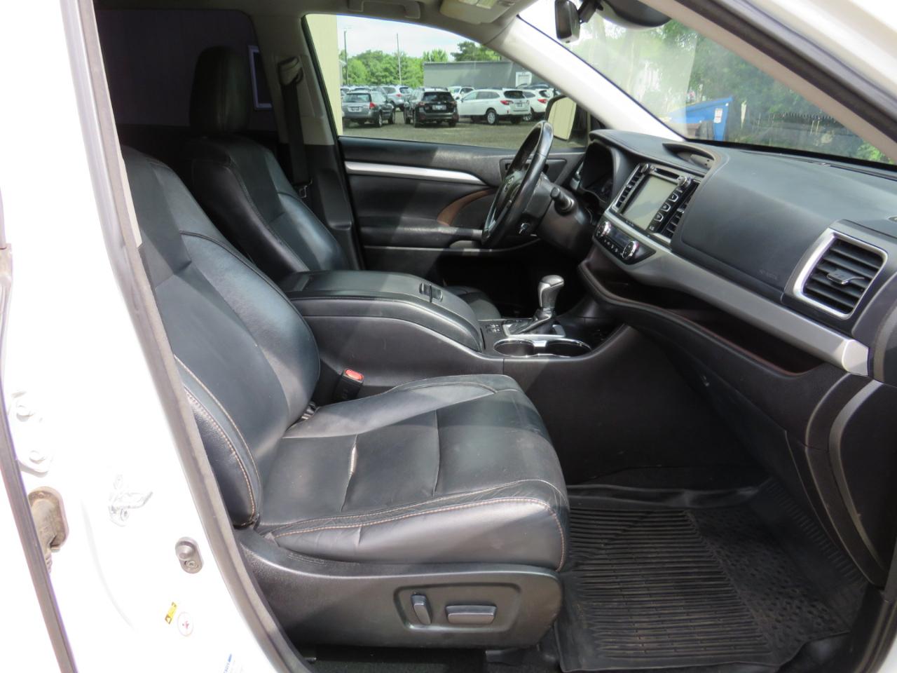 Toyota Highlander XLE AWD V6 2018