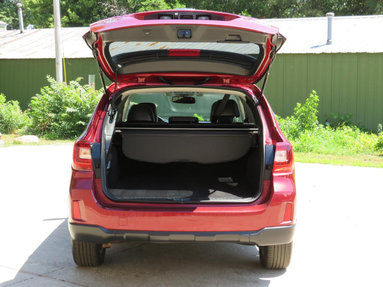 Subaru Outback 2.5i Limited 2015