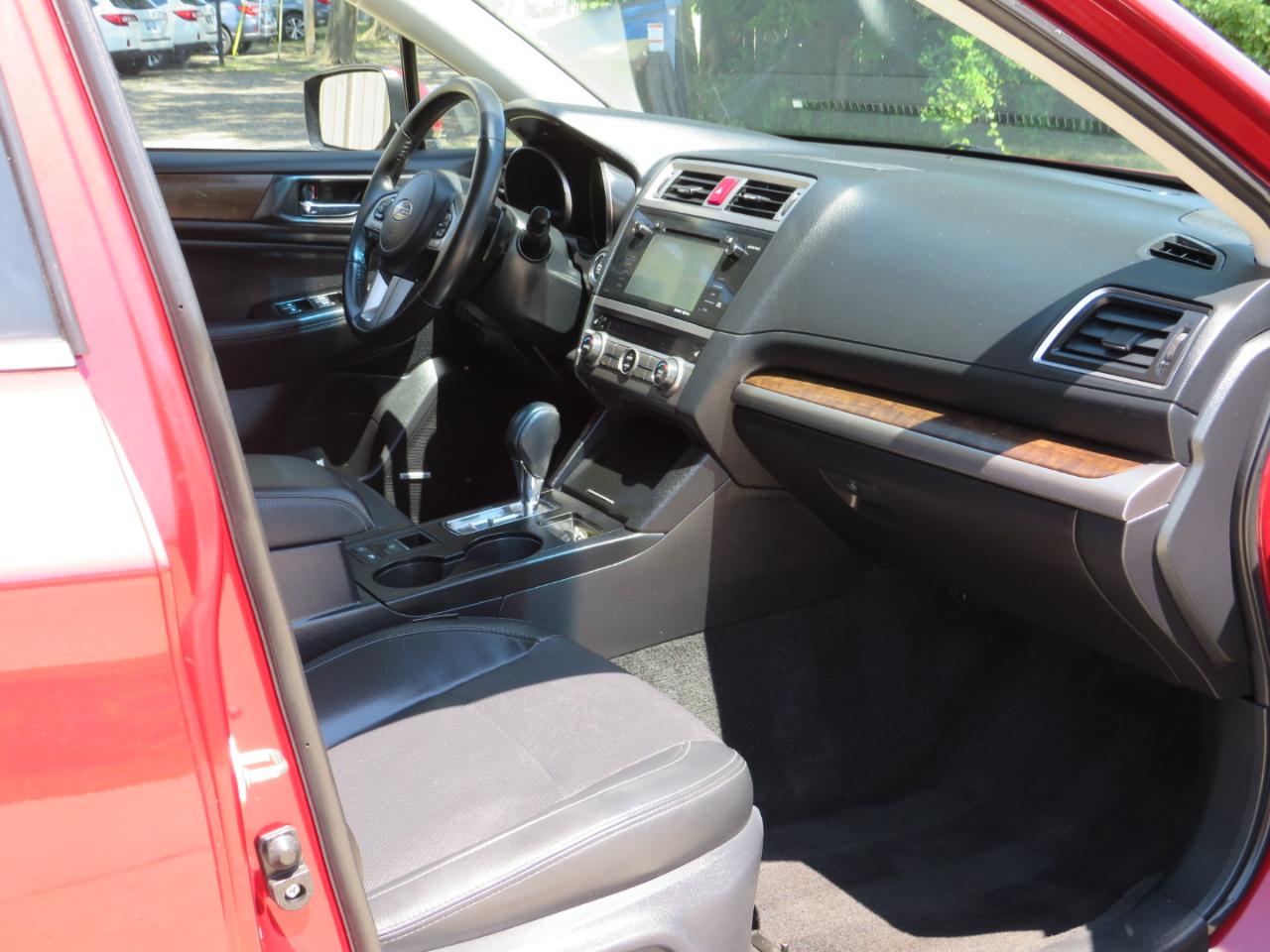 Subaru Outback 2.5i Limited 2015