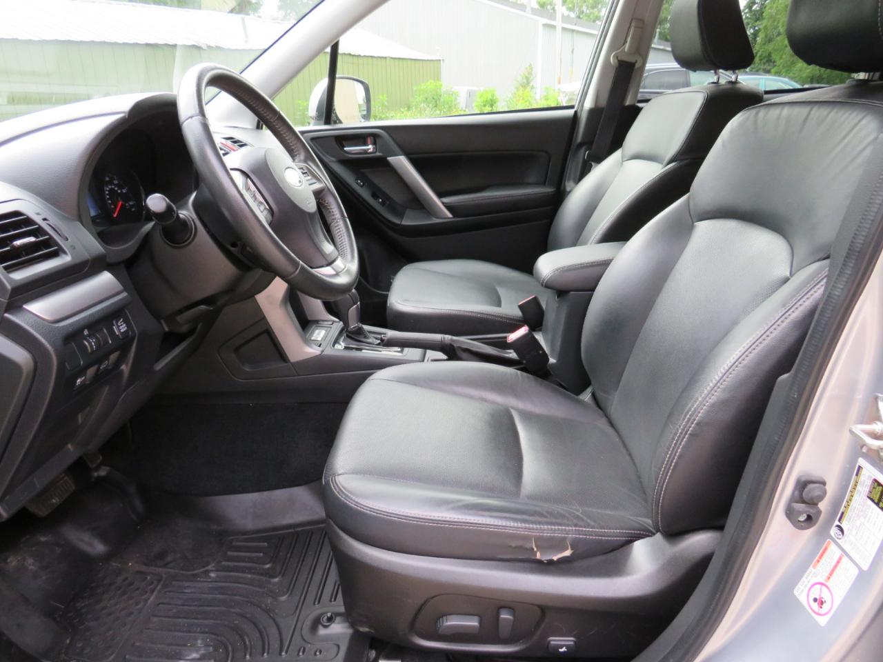 Subaru Forester 2.5i Touring 2015