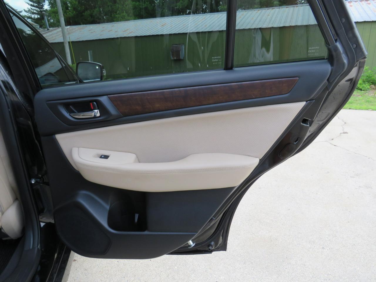 Subaru Outback 2.5i Limited 2016