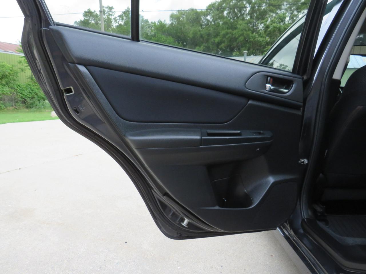 Subaru Impreza 2.0i Premium 4-Door w/All Weather Package 2013