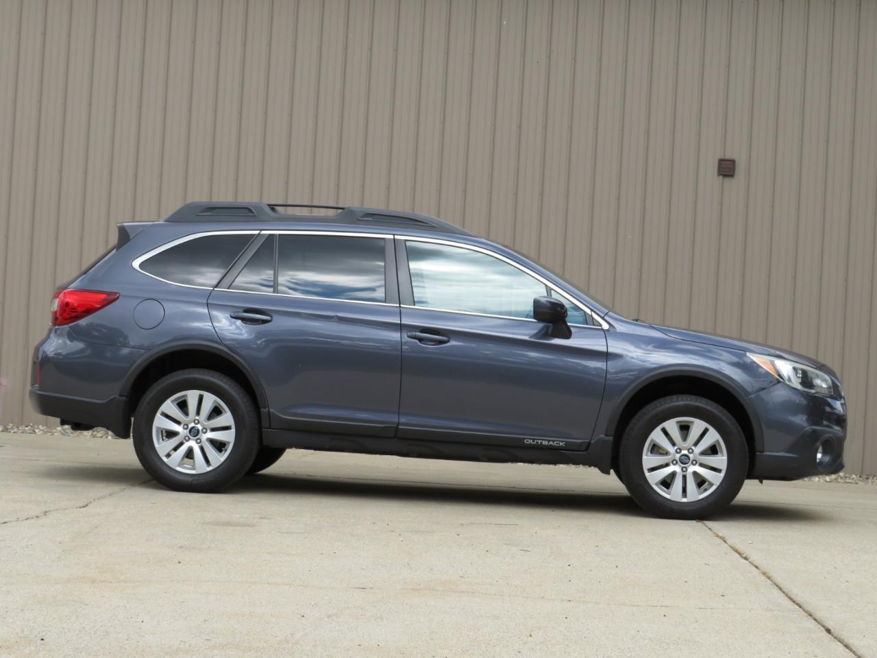 Subaru Outback 2.5i Premium 2015