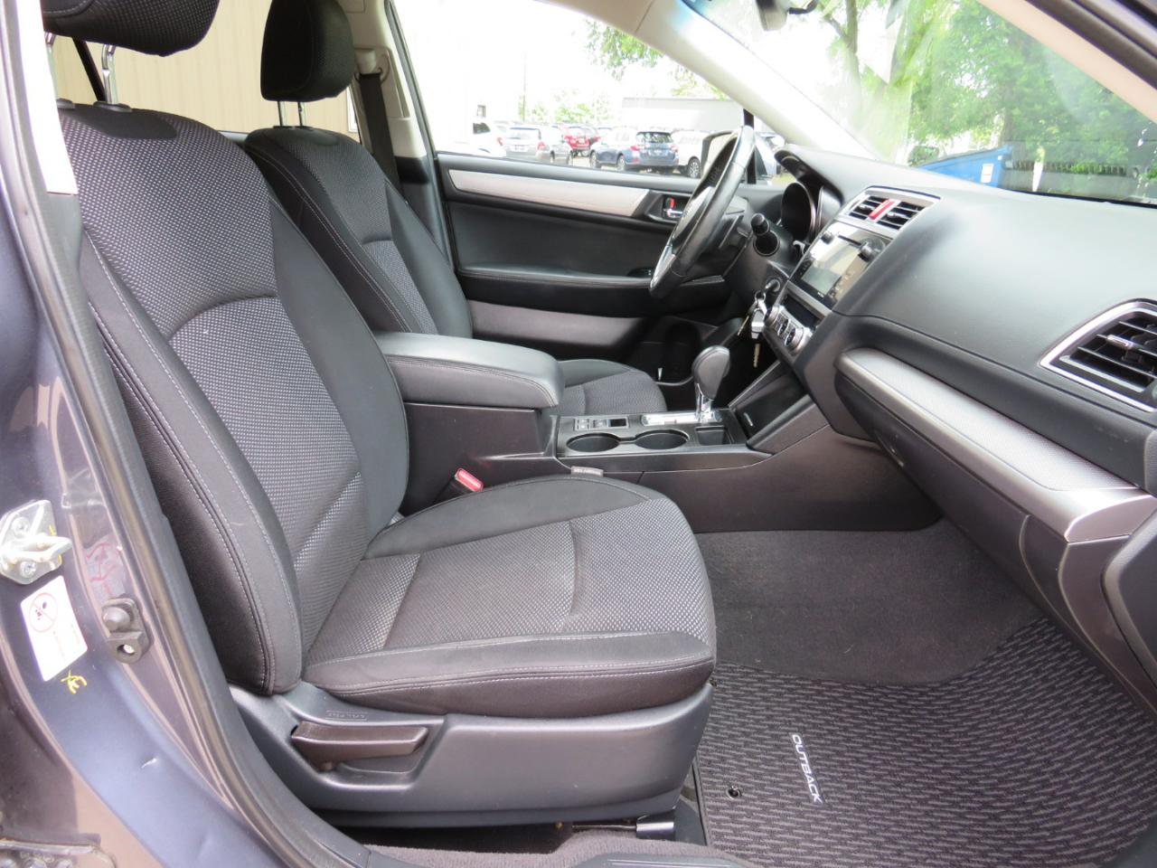 Subaru Outback 2.5i Premium 2015