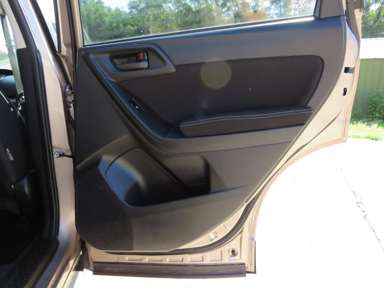 Subaru Forester 2.5i Premium 2015