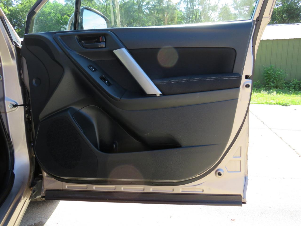 Subaru Forester 2.5i Premium 2015