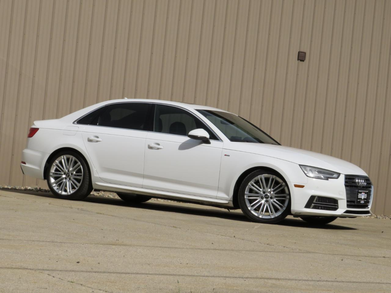 Audi A4 2.0T Prestige quattro Sedan 2017