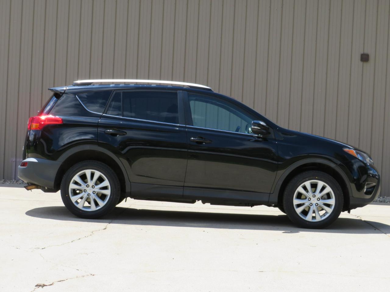 Toyota RAV4 Limited AWD 2014