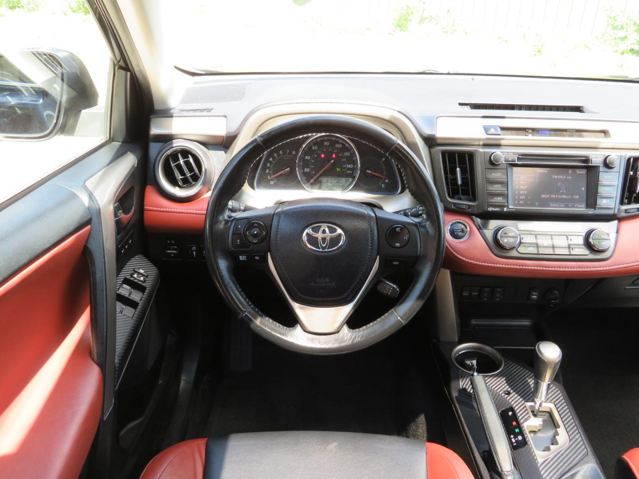 Toyota RAV4 Limited AWD 2014