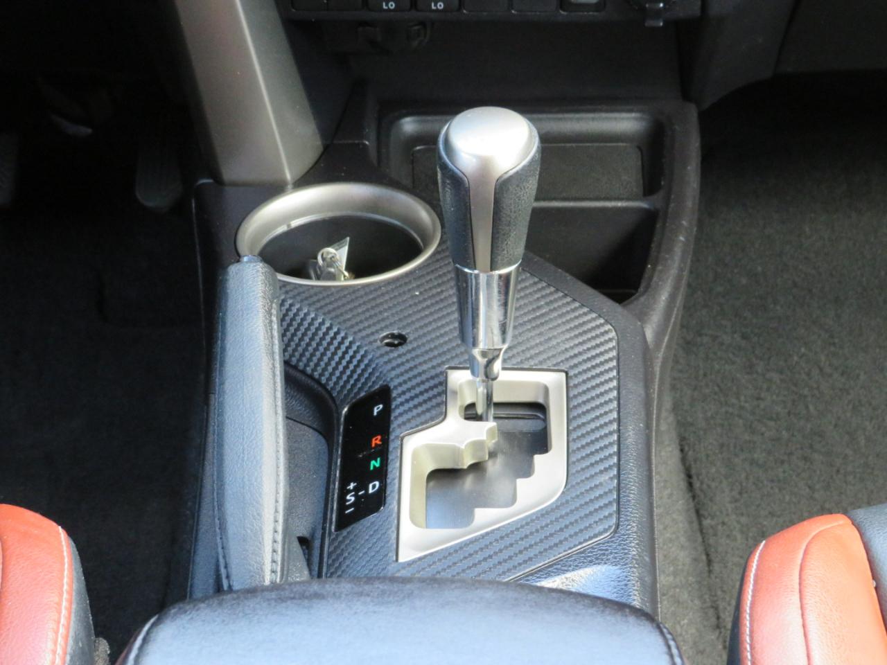 Toyota RAV4 Limited AWD 2014
