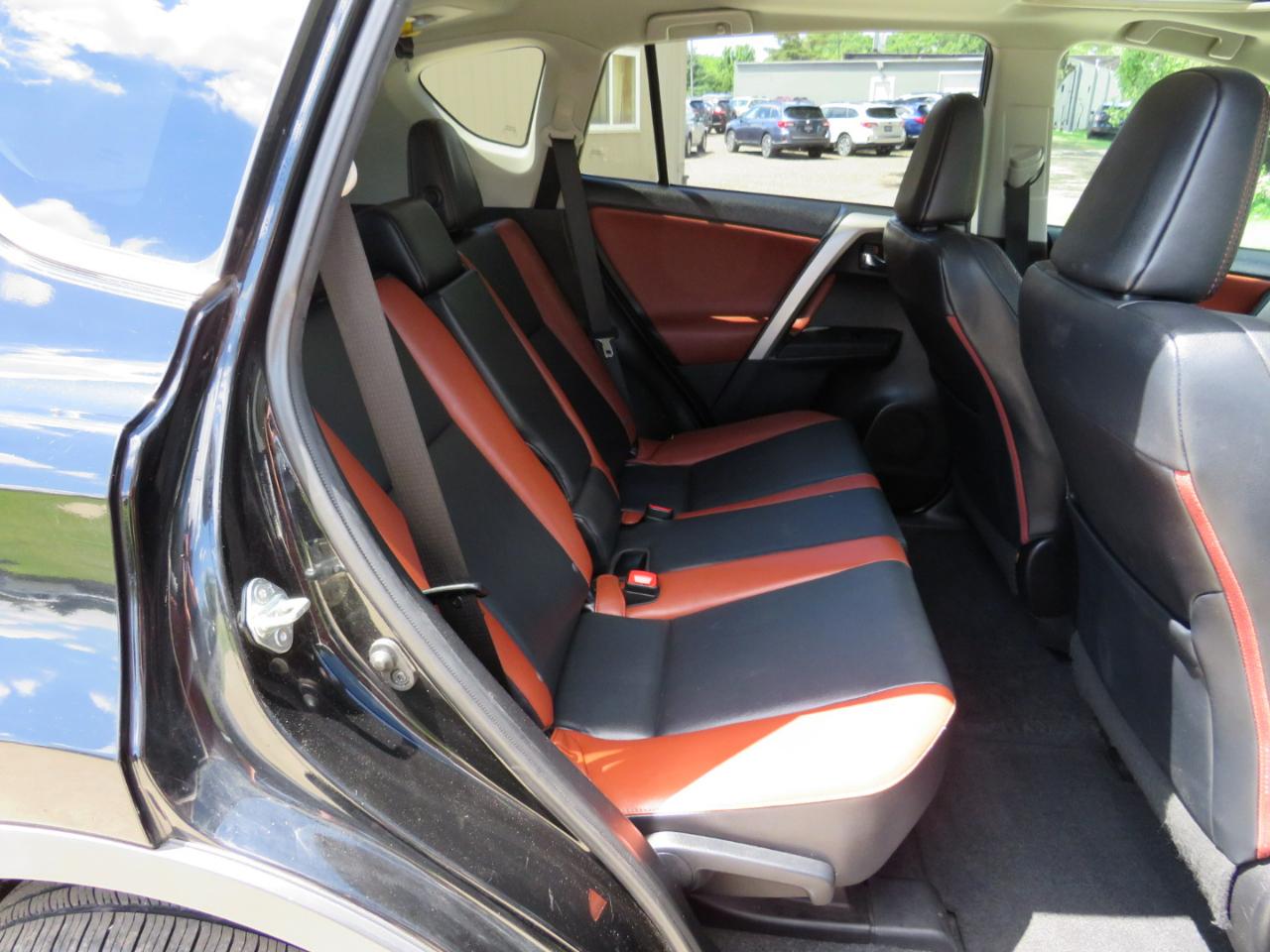 Toyota RAV4 Limited AWD 2014