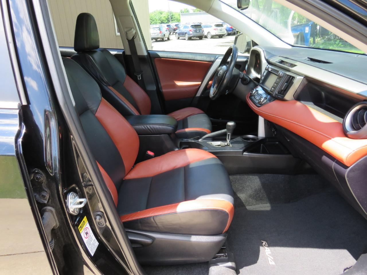 Toyota RAV4 Limited AWD 2014