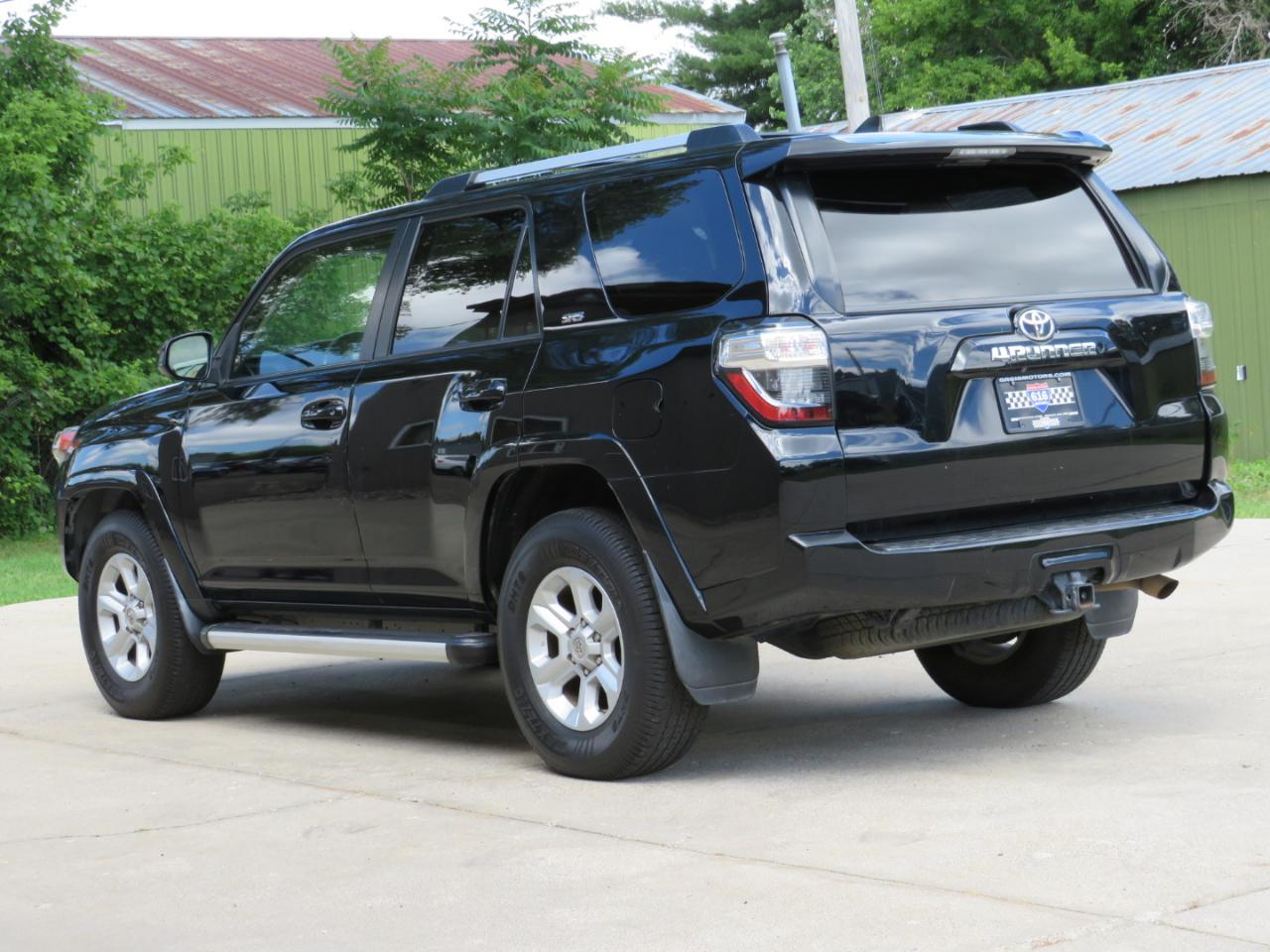 Toyota 4Runner SR5 2WD 2019