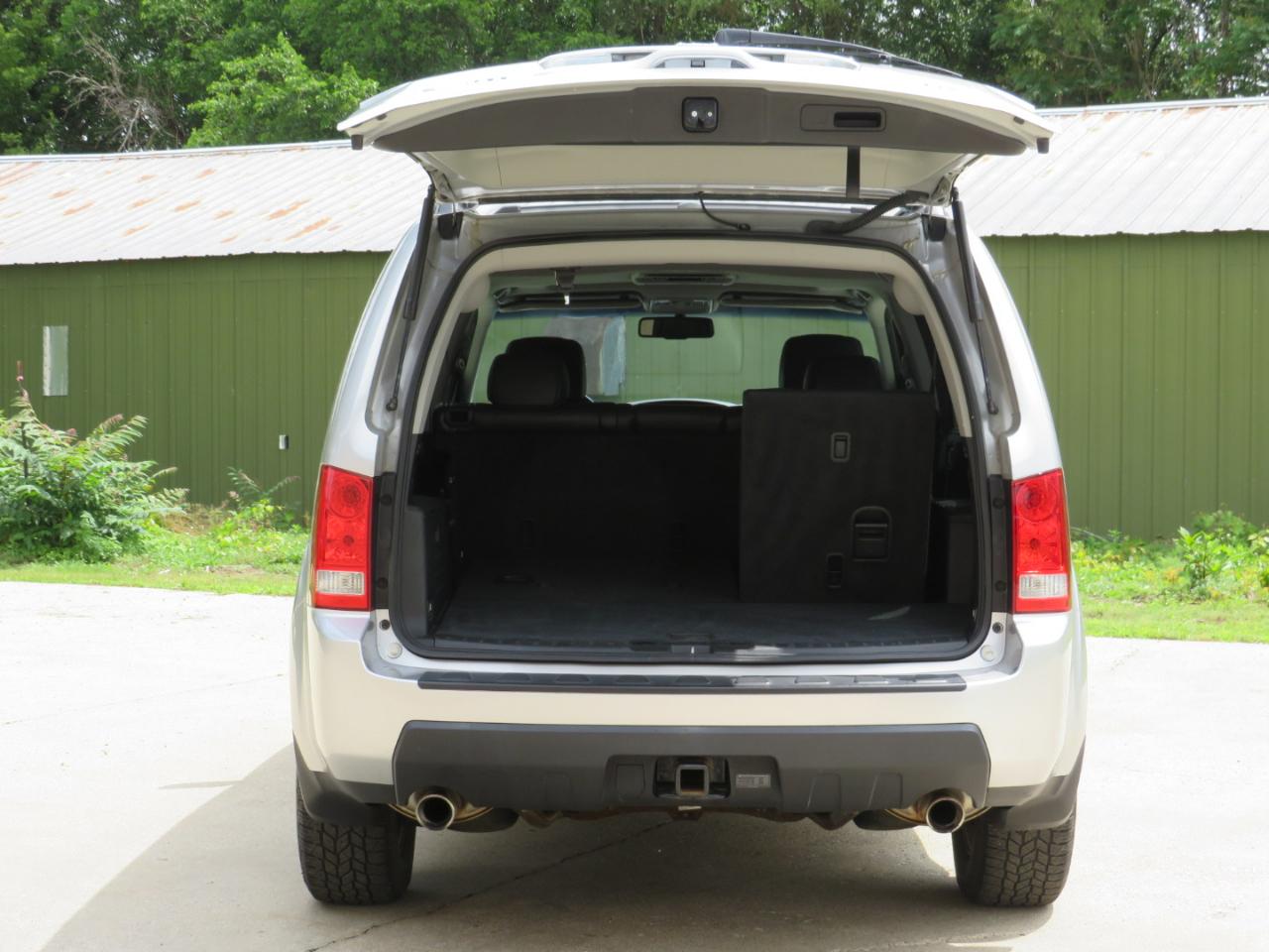Honda Pilot EX-L 4WD 5-Spd AT with DVD 2011