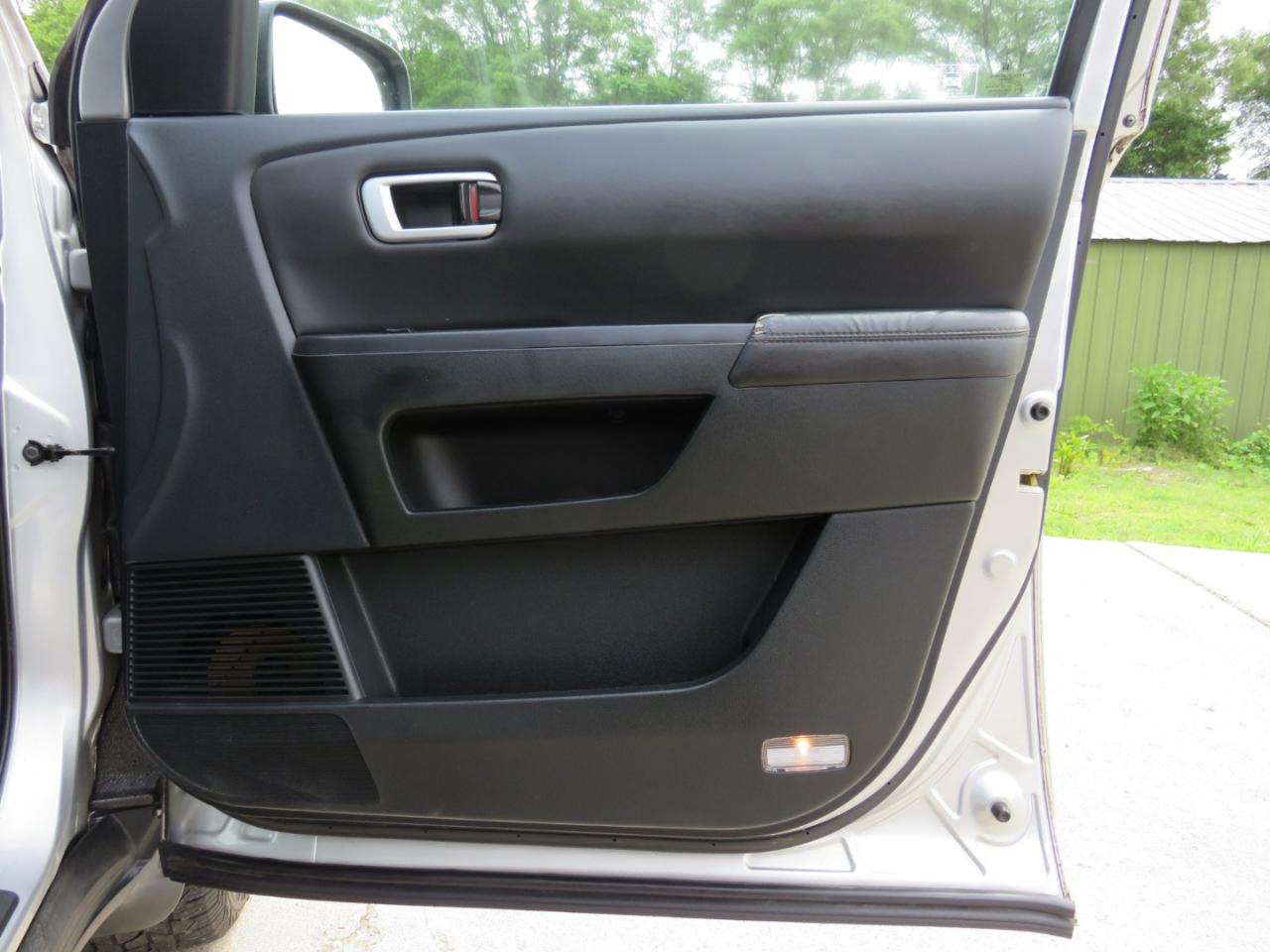 Honda Pilot EX-L 4WD 5-Spd AT with DVD 2011