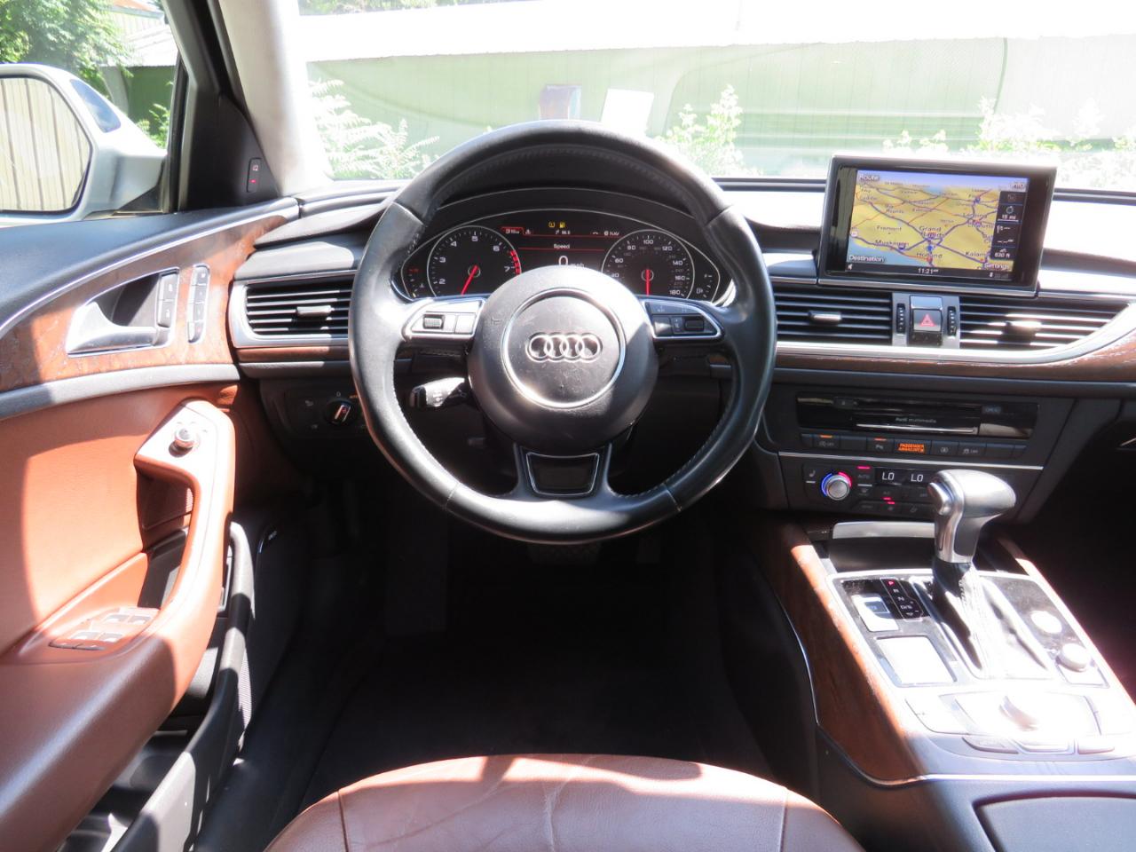 Audi A6 3.0T Premium Plus quattro 2015